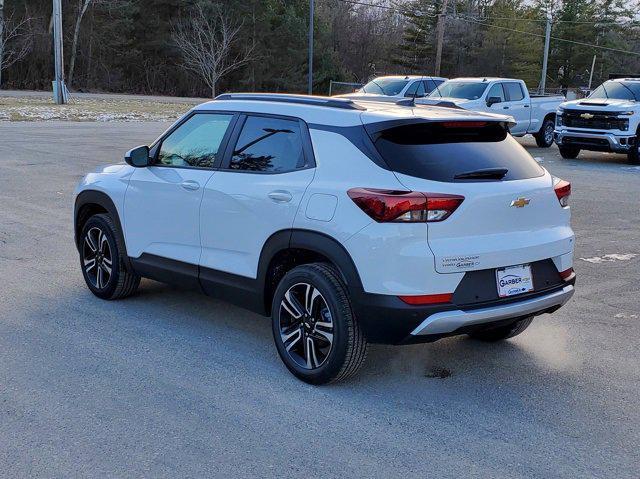 new 2025 Chevrolet TrailBlazer car, priced at $28,756