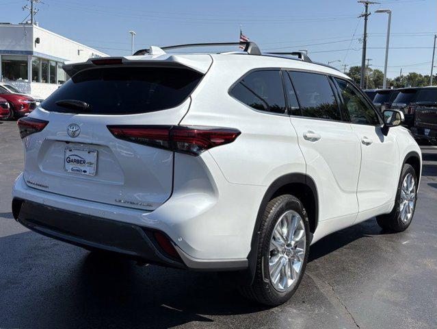 used 2022 Toyota Highlander car, priced at $44,983