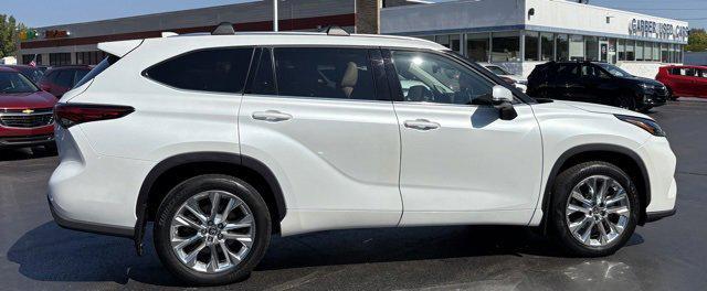 used 2022 Toyota Highlander car, priced at $44,983