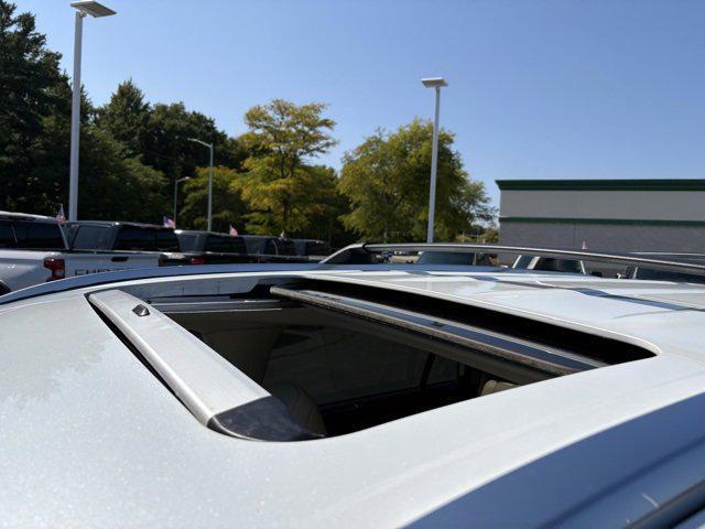 used 2022 Toyota Highlander car, priced at $44,983