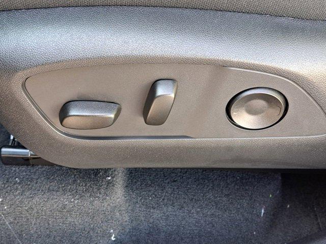 new 2025 Chevrolet Traverse car, priced at $39,389
