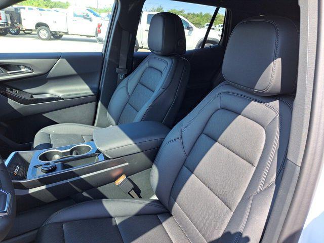 new 2026 Chevrolet Equinox car, priced at $32,286