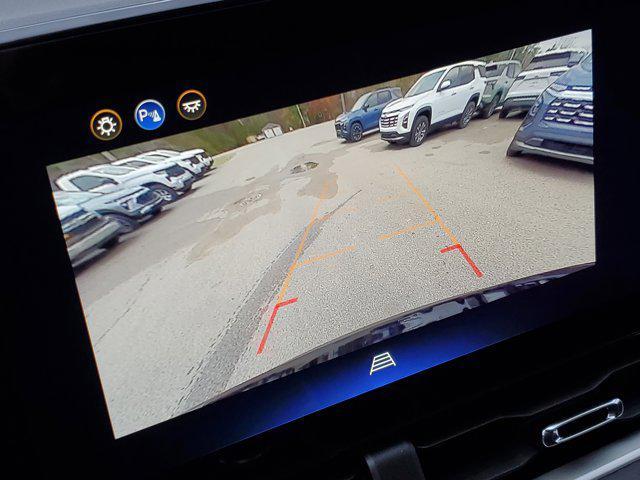 new 2026 Chevrolet Equinox car, priced at $32,286