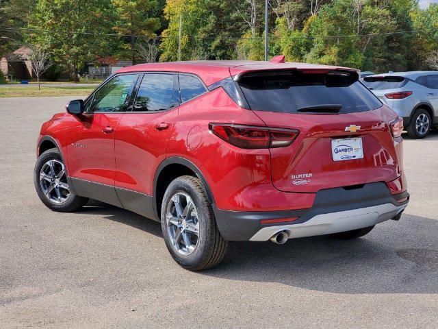 new 2025 Chevrolet Blazer car, priced at $36,046