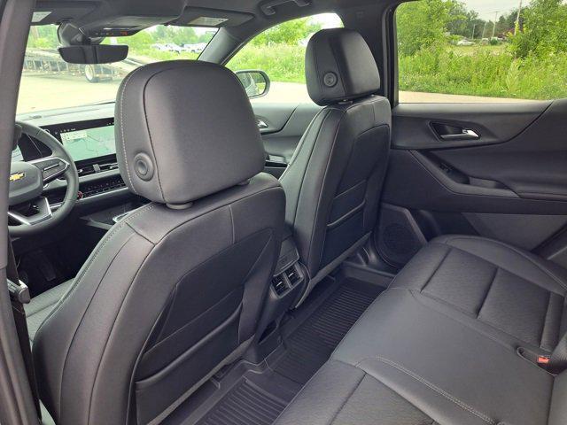new 2026 Chevrolet Equinox car, priced at $32,594