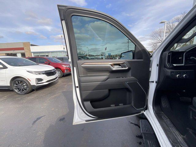 used 2023 GMC Sierra 1500 car, priced at $42,500
