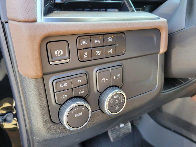 new 2025 Chevrolet Suburban car, priced at $80,089