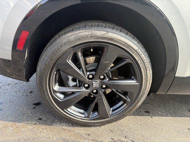 used 2025 Buick Envision car, priced at $34,980