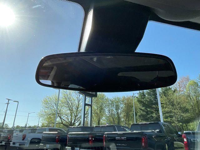 used 2022 Chevrolet Equinox car, priced at $22,980