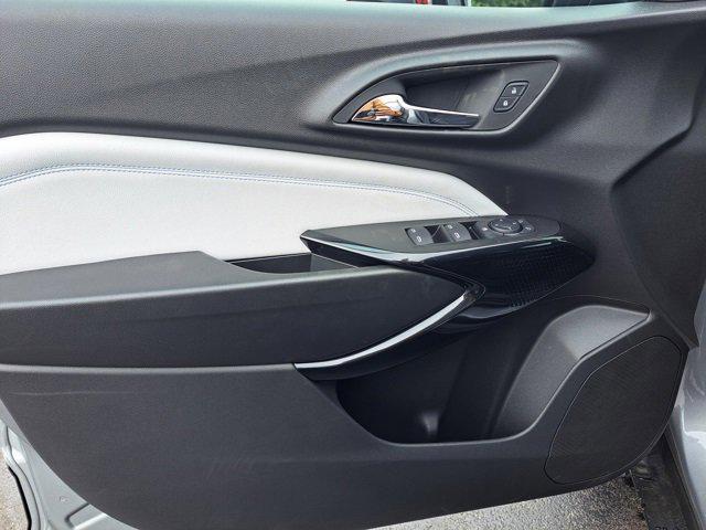 new 2025 Chevrolet Trax car, priced at $24,135
