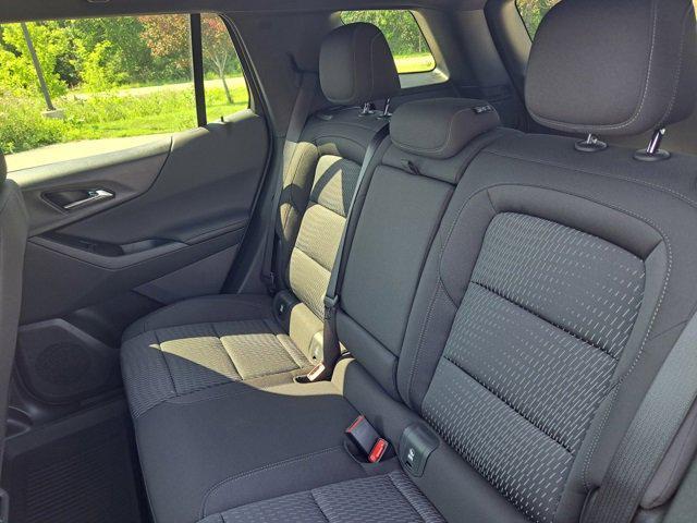 new 2026 Chevrolet Equinox car, priced at $28,146