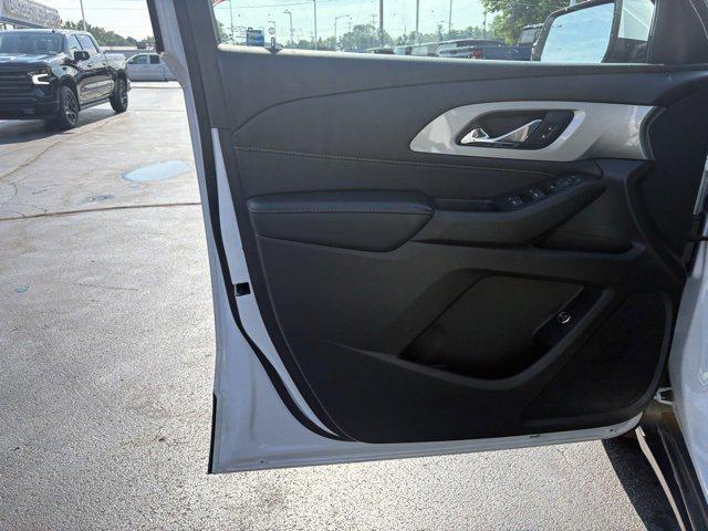used 2021 Chevrolet Traverse car, priced at $27,980