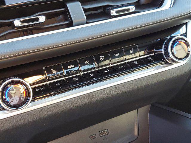 new 2026 Chevrolet Equinox car, priced at $33,112