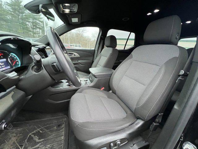 used 2022 Chevrolet Traverse car, priced at $32,983