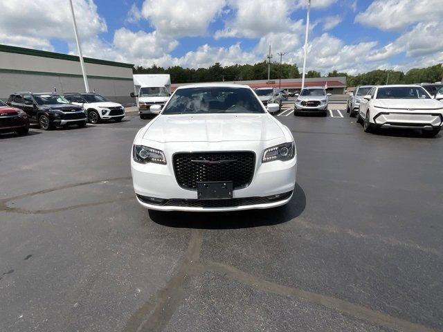 used 2021 Chrysler 300 car