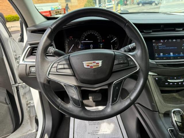 used 2017 Cadillac XT5 car, priced at $11,995