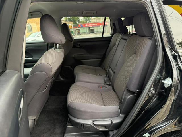 used 2023 Toyota Highlander car, priced at $24,995