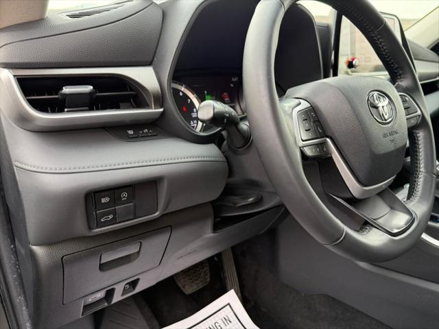 used 2023 Toyota Highlander car, priced at $24,995