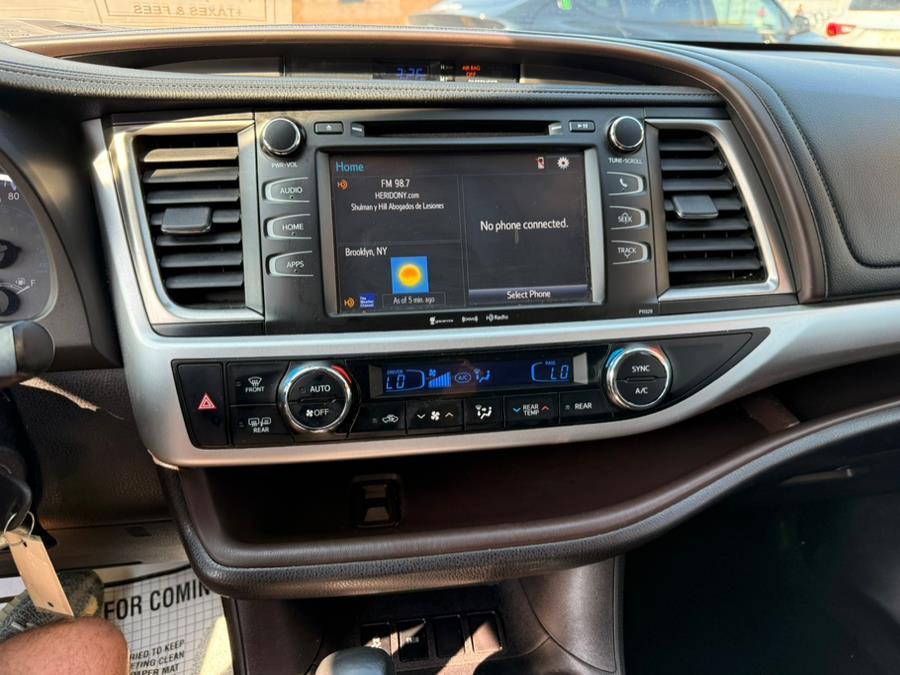 used 2017 Toyota Highlander car, priced at $15,995