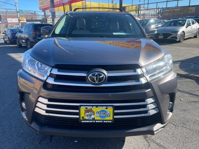 used 2019 Toyota Highlander car, priced at $21,995