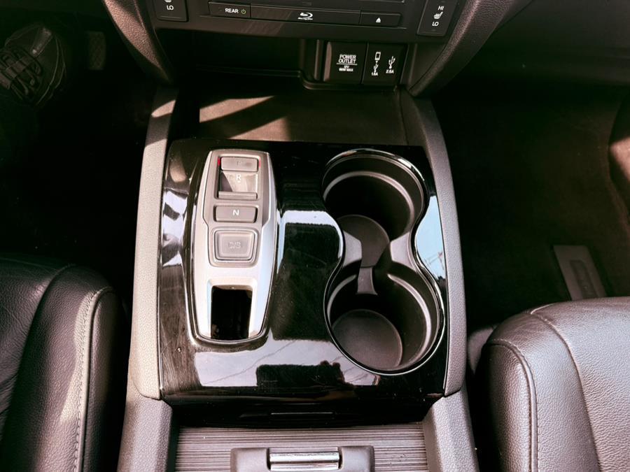 used 2017 Honda Pilot car, priced at $14,995