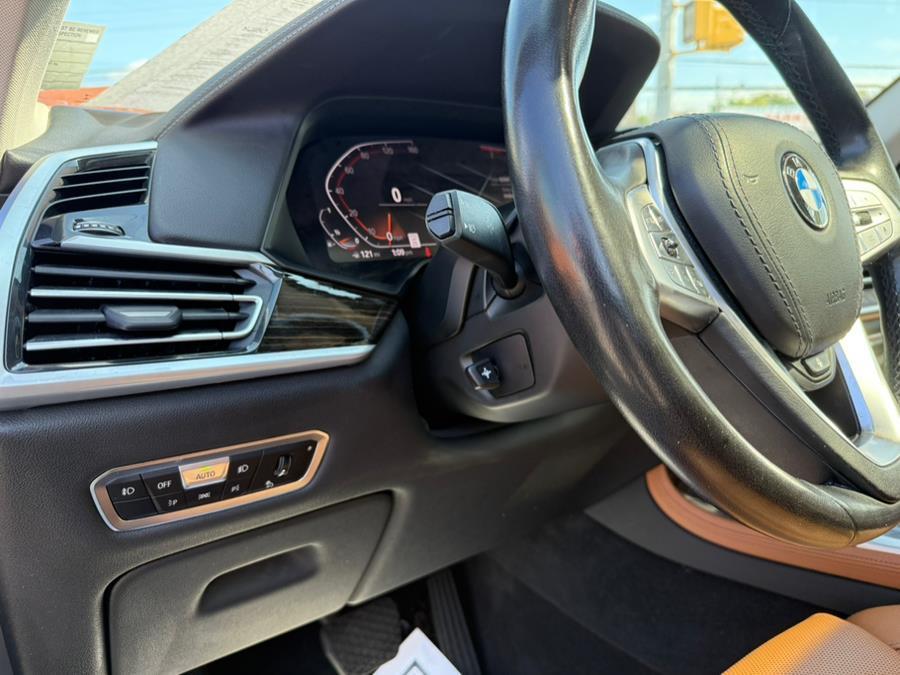 used 2020 BMW X7 car, priced at $33,995