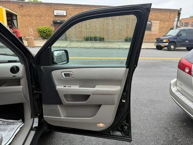 used 2015 Honda Pilot car, priced at $13,995