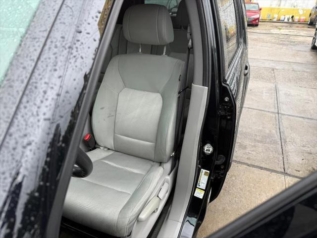 used 2015 Honda Pilot car, priced at $13,995