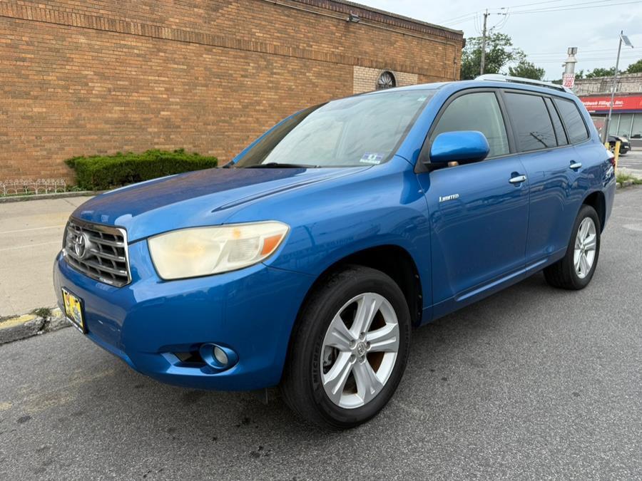 used 2009 Toyota Highlander car, priced at $9,995