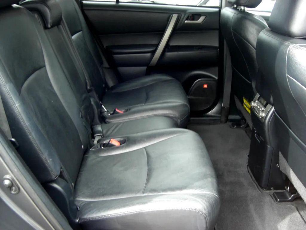 used 2009 Toyota Highlander car, priced at $8,699