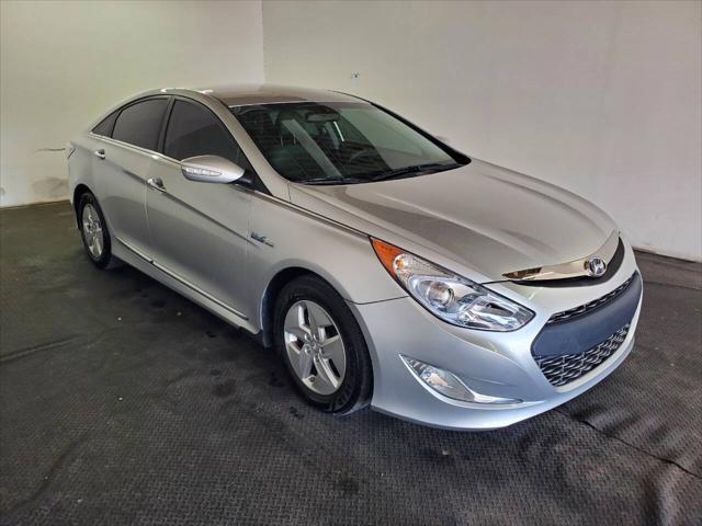 used 2011 Hyundai Sonata Hybrid car, priced at $8,999