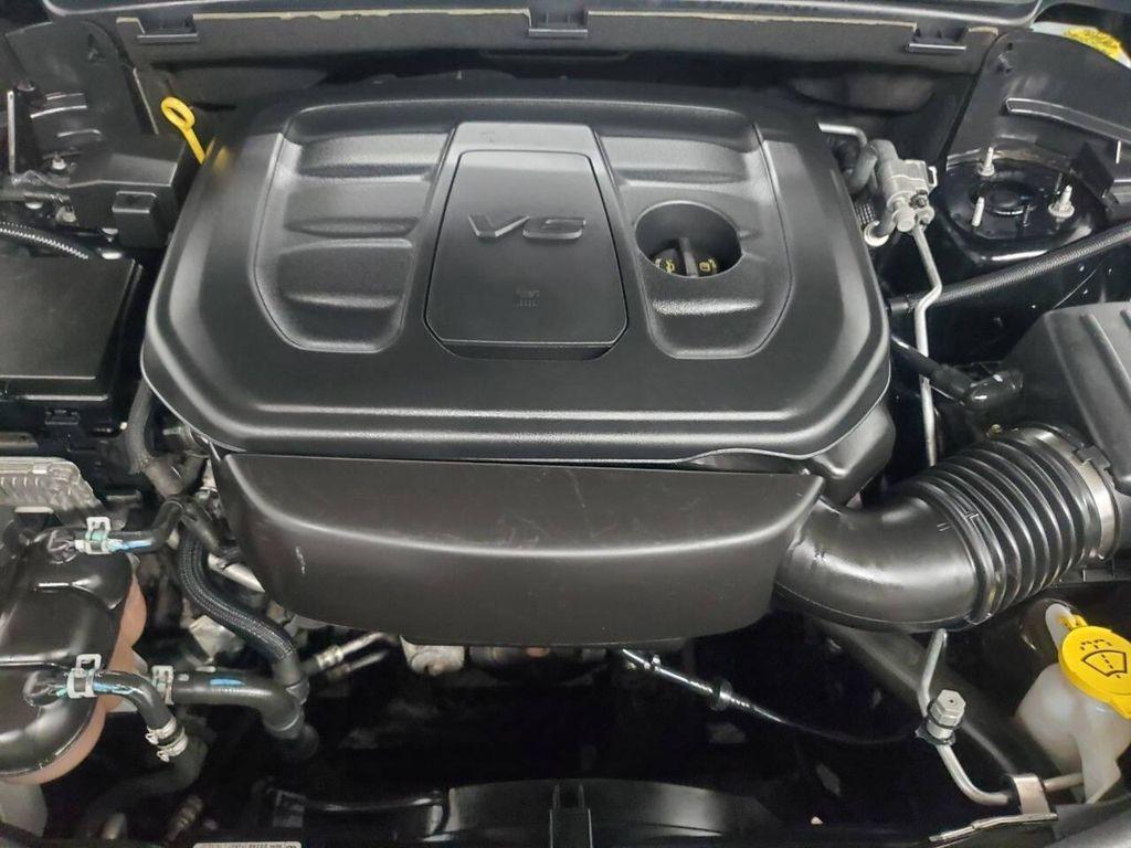 used 2021 Jeep Grand Cherokee car, priced at $19,694