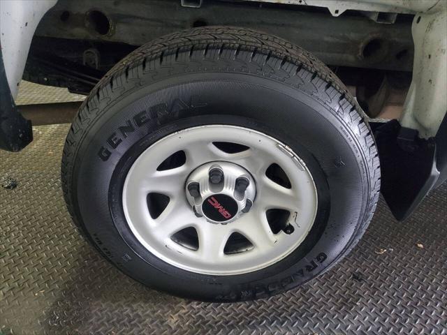 used 2017 GMC Sierra 1500 car, priced at $9,994