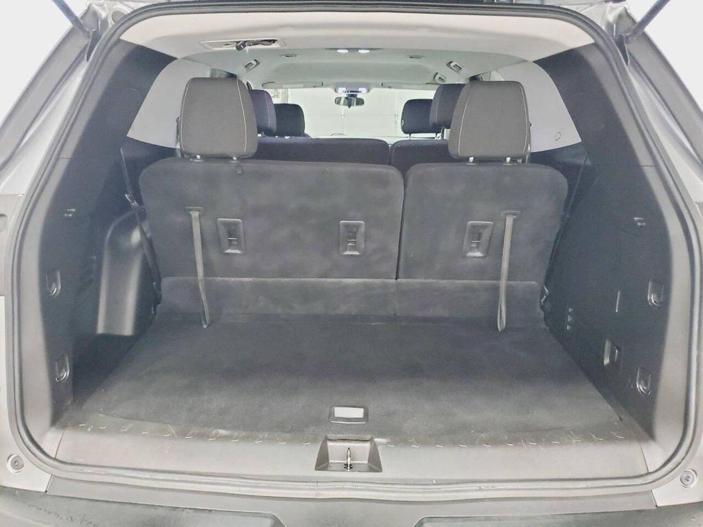 used 2021 Chevrolet Traverse car, priced at $18,494