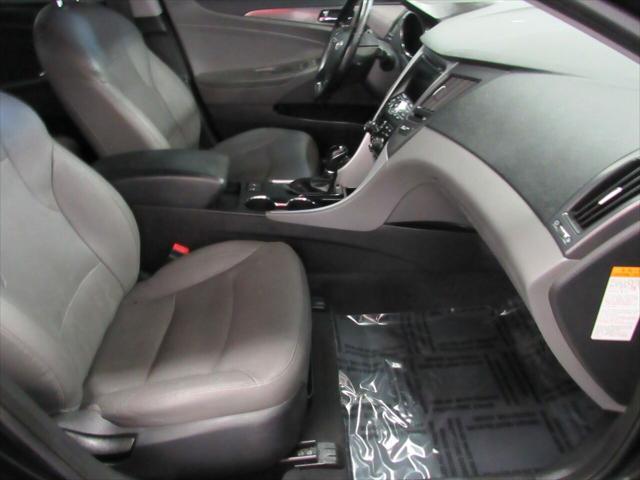 used 2014 Hyundai Sonata Hybrid car, priced at $16,494