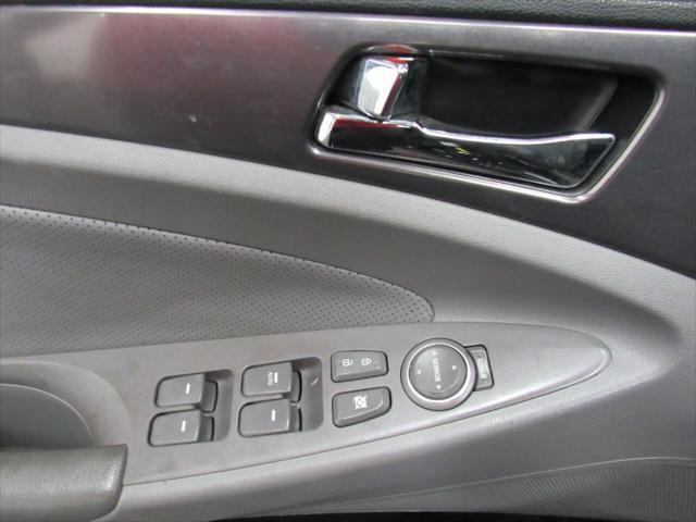 used 2014 Hyundai Sonata Hybrid car, priced at $16,494