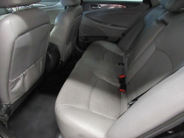 used 2014 Hyundai Sonata Hybrid car, priced at $16,494