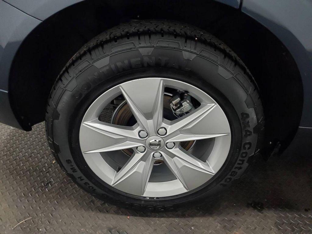 used 2022 Volvo XC60 car, priced at $21,994