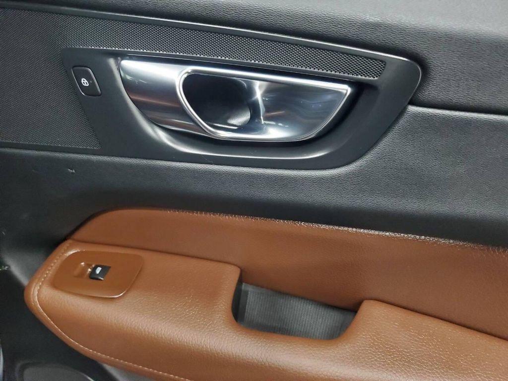 used 2022 Volvo XC60 car, priced at $21,994