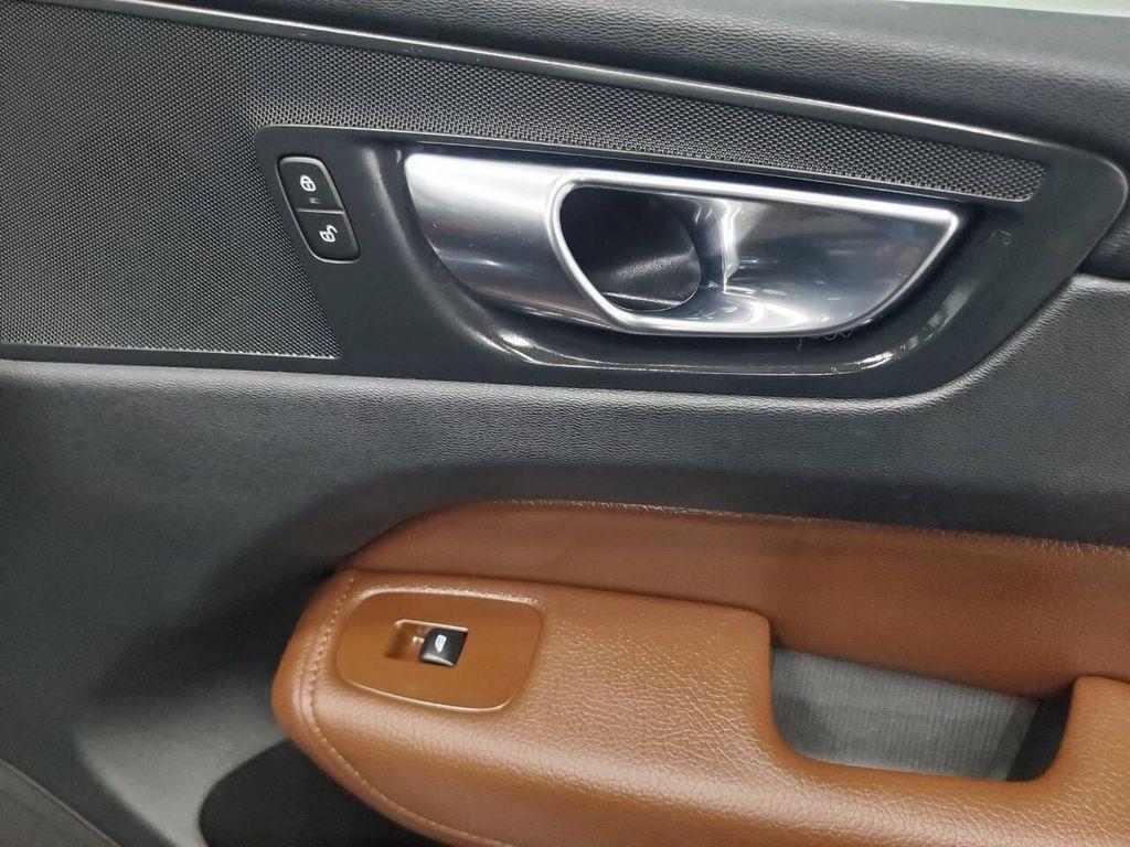 used 2022 Volvo XC60 car, priced at $21,994