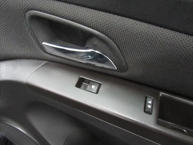 used 2016 Chevrolet Cruze Limited car, priced at $6,944