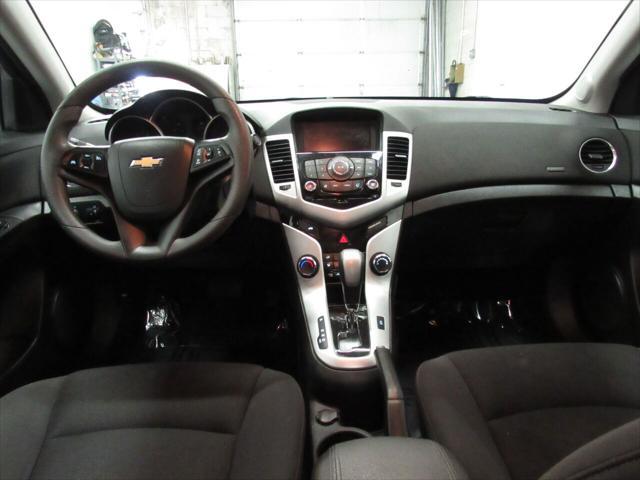 used 2016 Chevrolet Cruze Limited car, priced at $6,944
