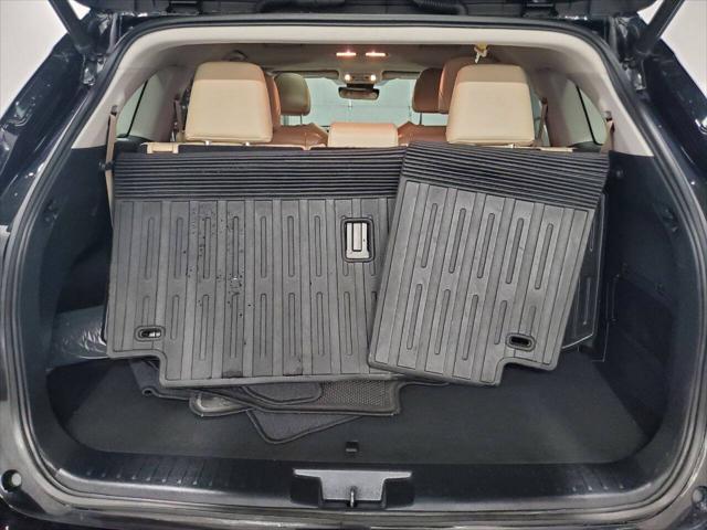 used 2022 Toyota Highlander car, priced at $28,794