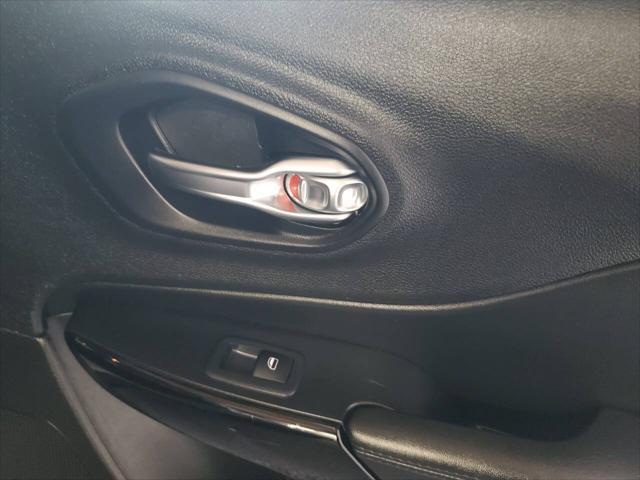 used 2019 Jeep Cherokee car, priced at $13,994