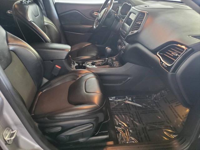 used 2019 Jeep Cherokee car, priced at $13,994