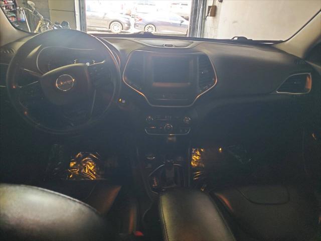 used 2019 Jeep Cherokee car, priced at $13,994