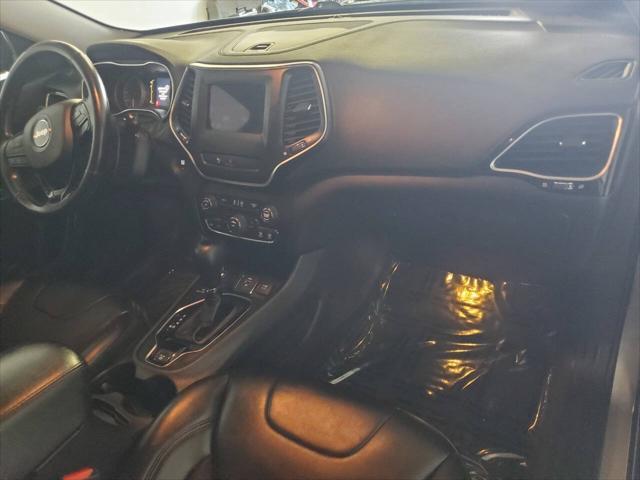 used 2019 Jeep Cherokee car, priced at $13,994