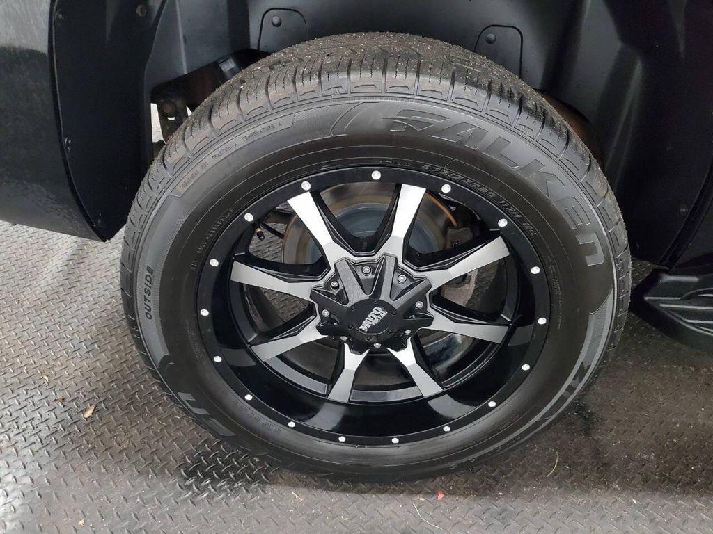 used 2013 GMC Yukon car, priced at $10,994