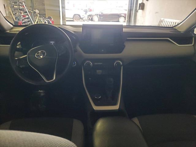used 2021 Toyota RAV4 Hybrid car, priced at $23,994