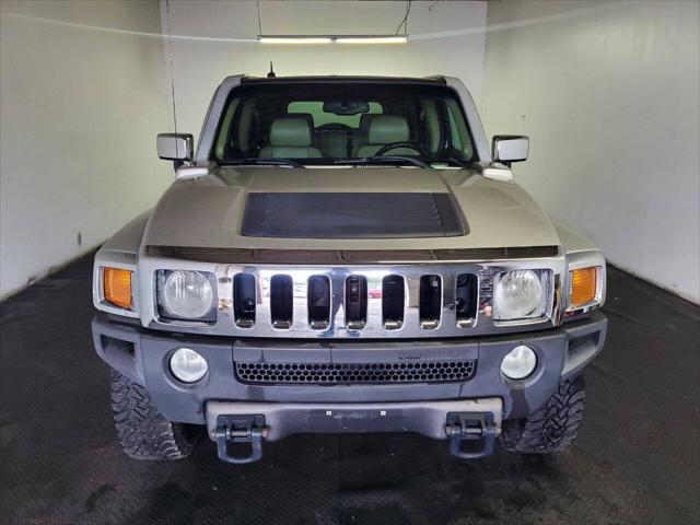 used 2006 Hummer H3 car, priced at $7,999